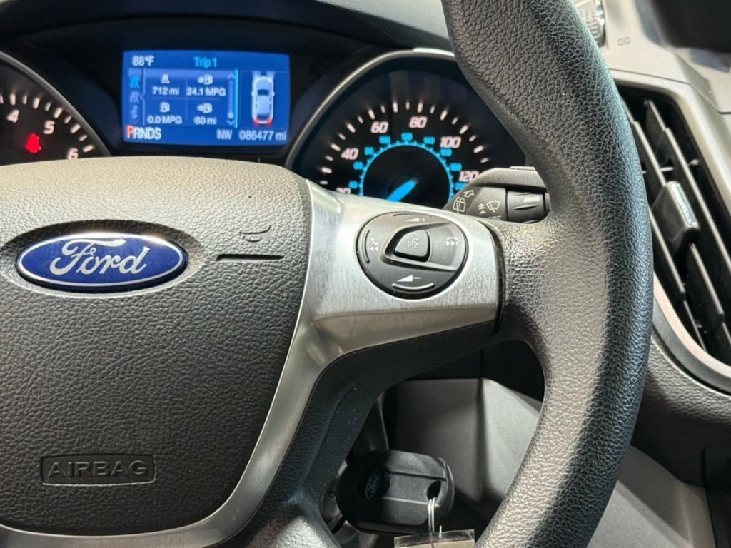 2015 Ford Escape Image 18