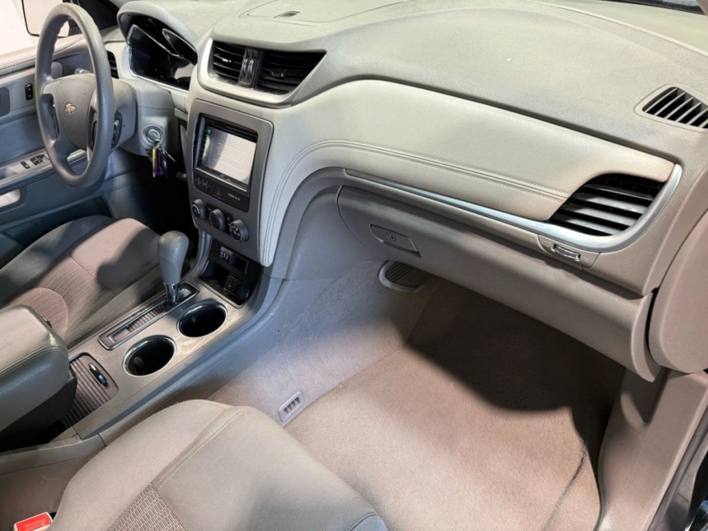 2017 Chevrolet Traverse Image 26