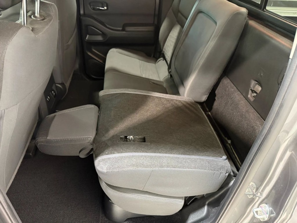 2024 Nissan Frontier Image 29