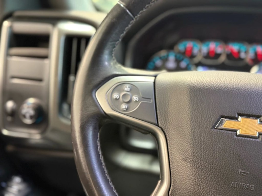 2018 Chevrolet Silverado 1500 Image 18