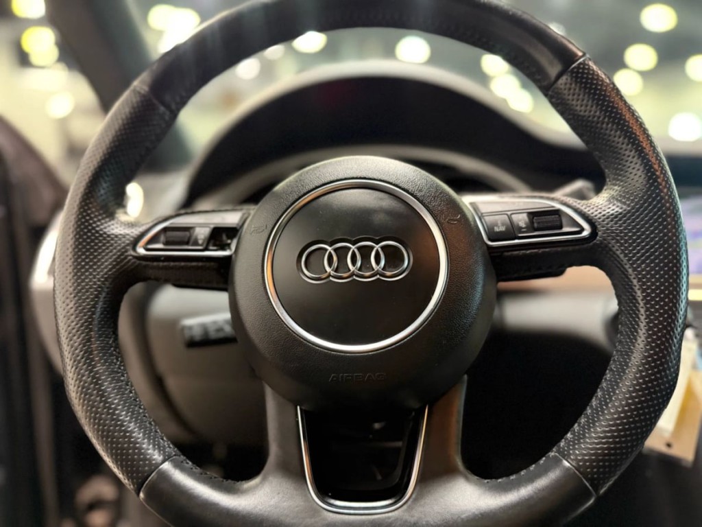 2014 Audi Q7 Image 18
