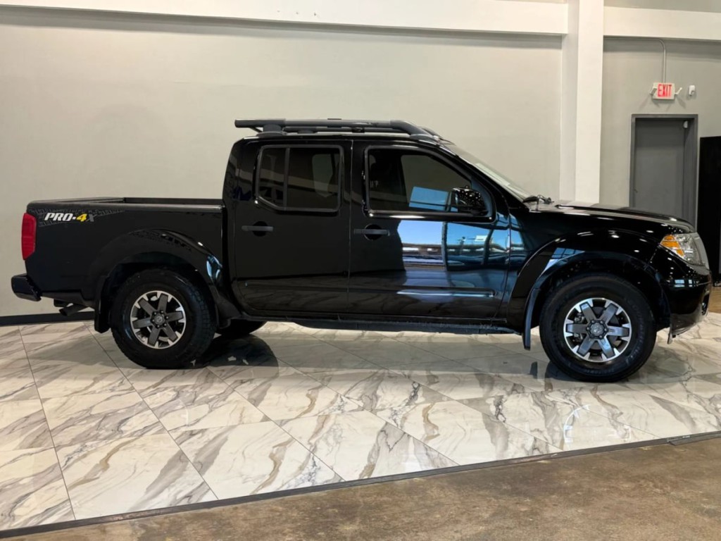 2020 Nissan Frontier Image 5