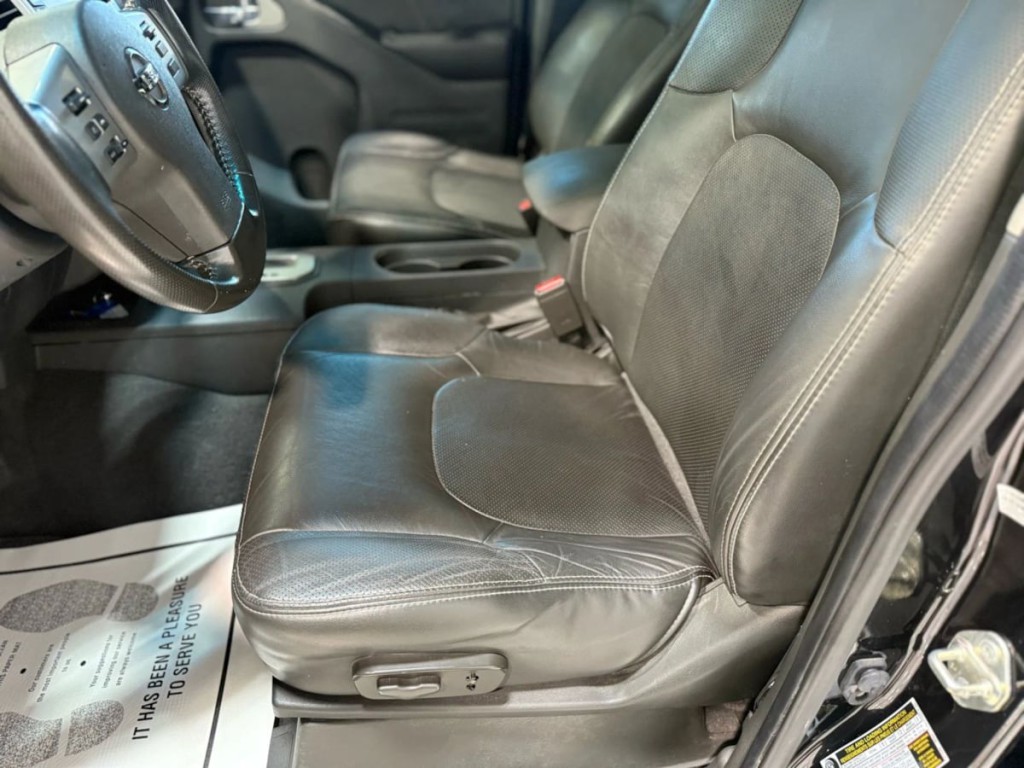 2020 Nissan Frontier Image 21