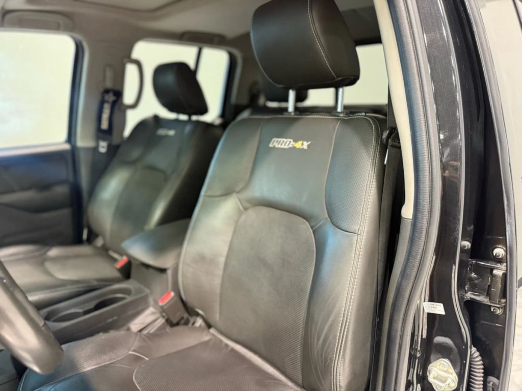 2020 Nissan Frontier Image 22