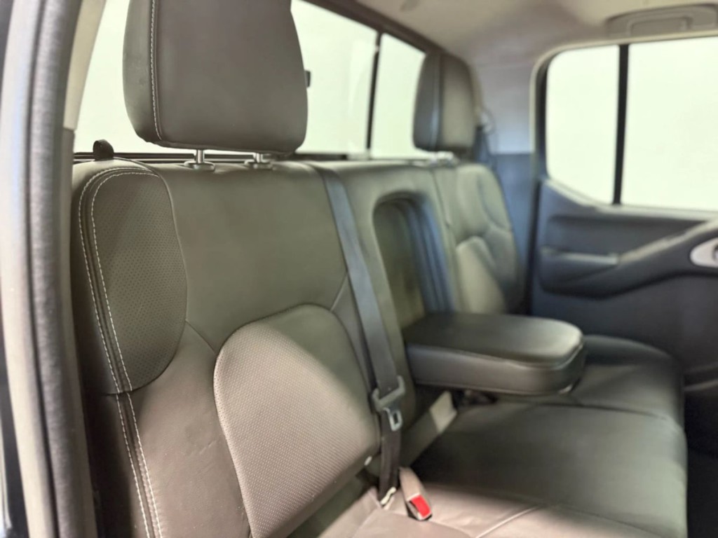 2020 Nissan Frontier Image 31