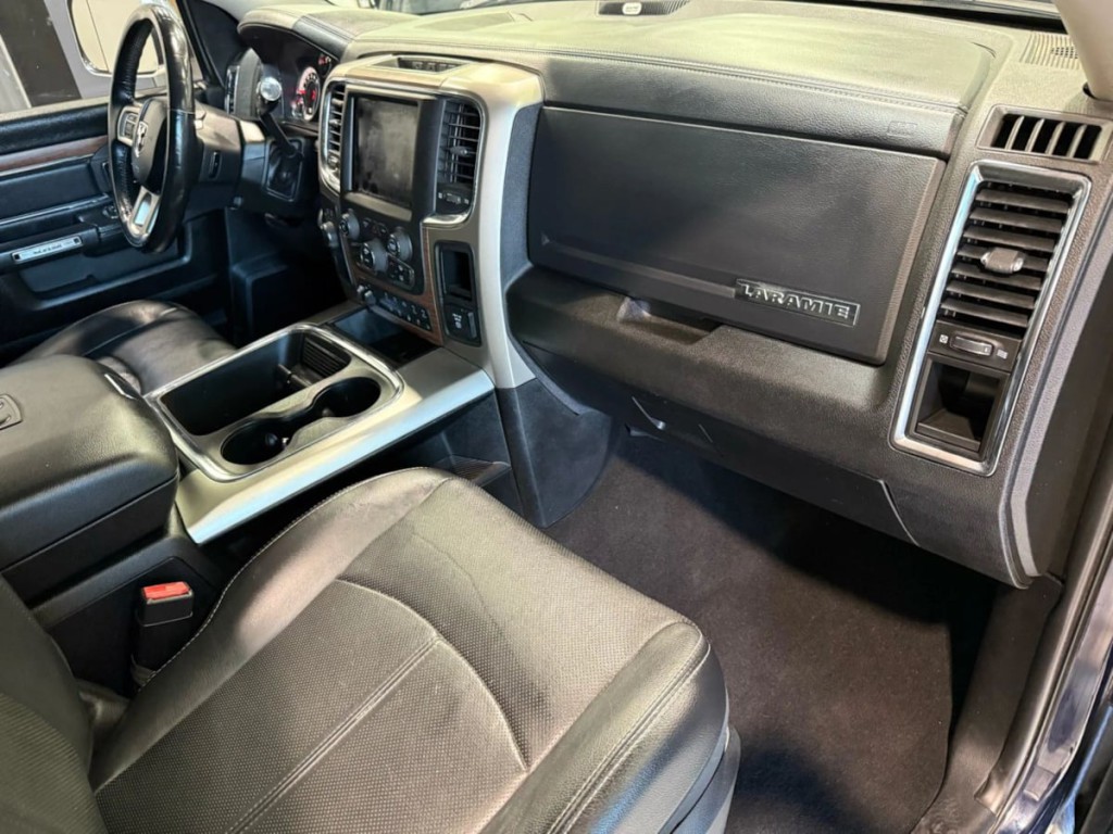 2018 RAM 3500 Image 28
