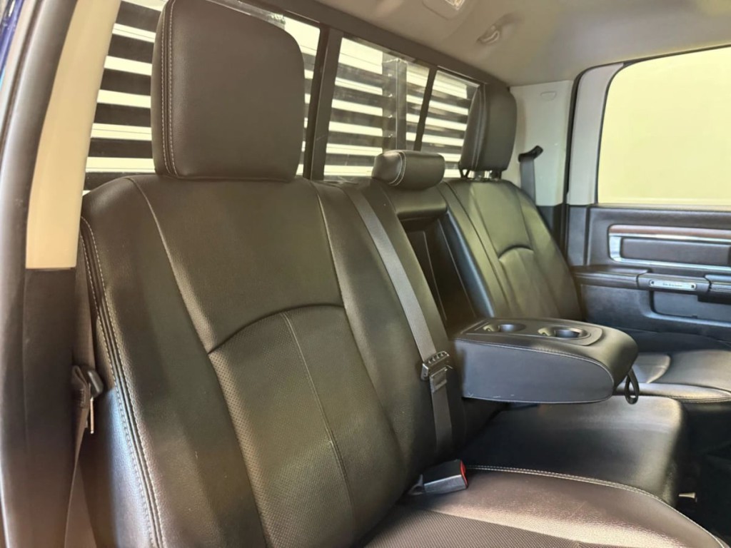 2018 RAM 3500 Image 32