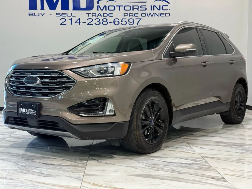 2019 Ford Edge Image 2