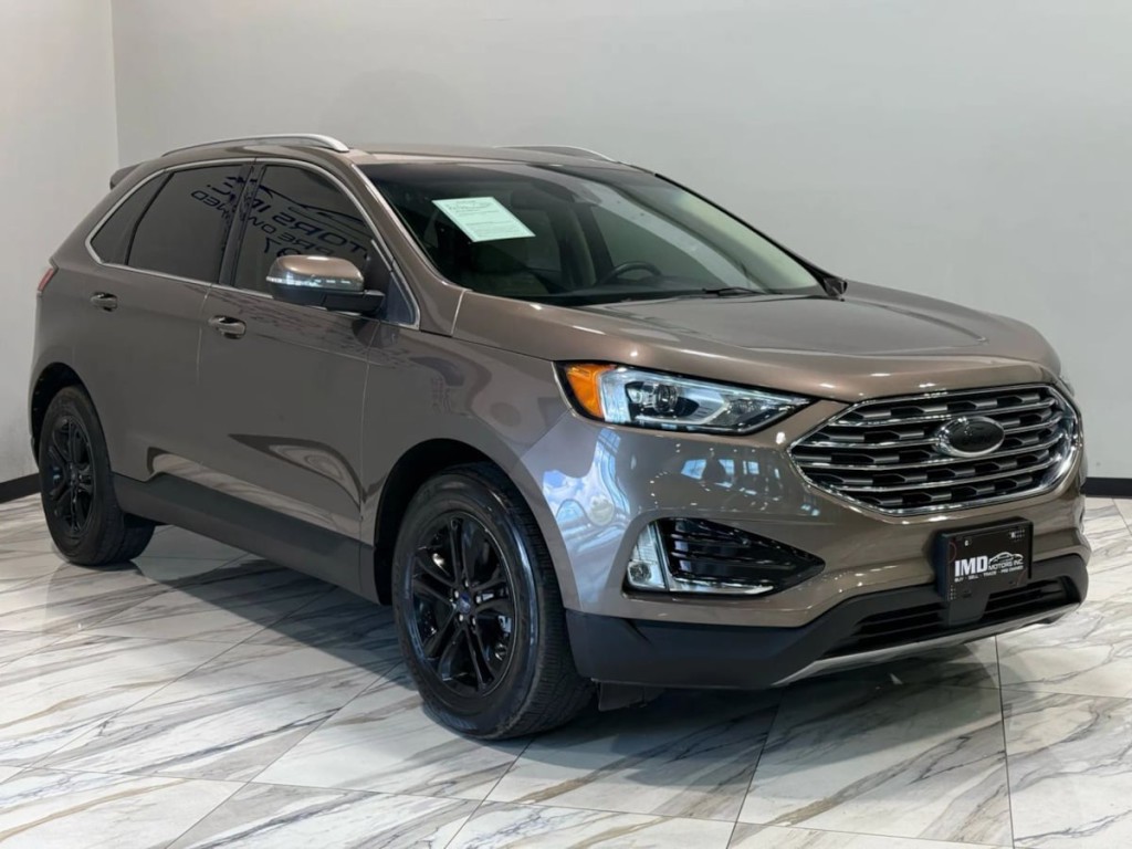 2019 Ford Edge Image 4