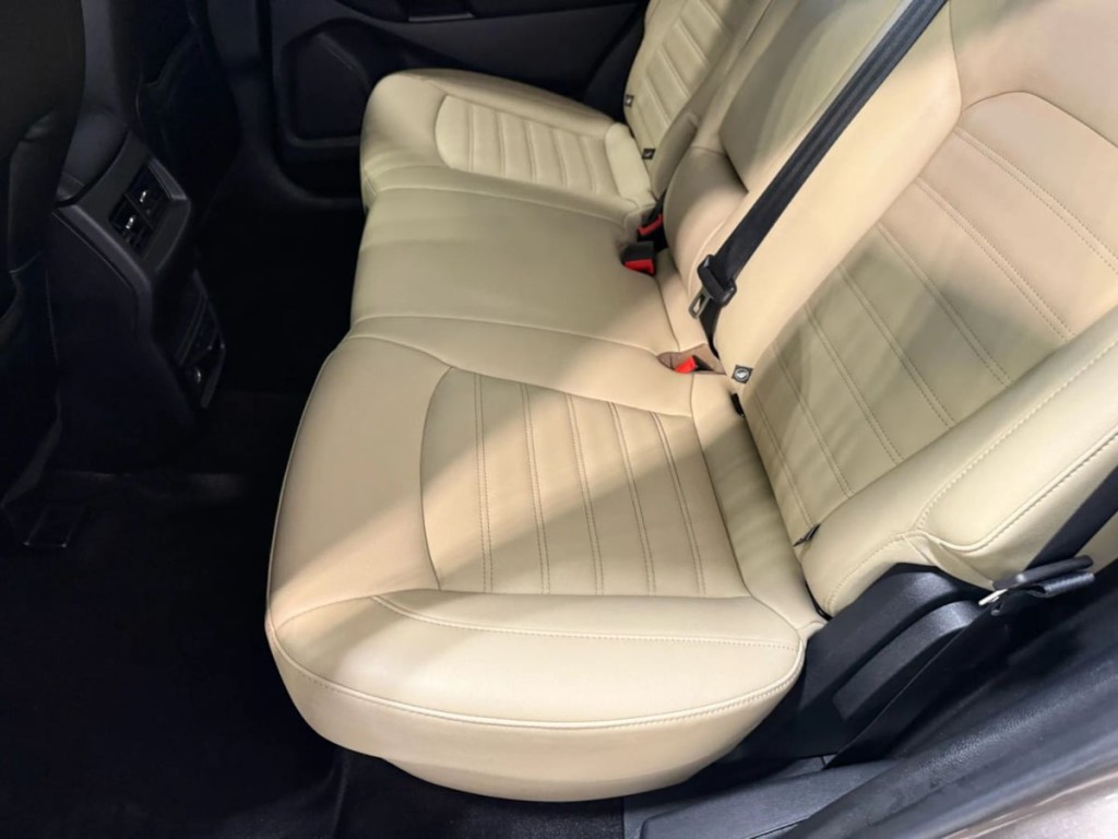 2019 Ford Edge Image 24