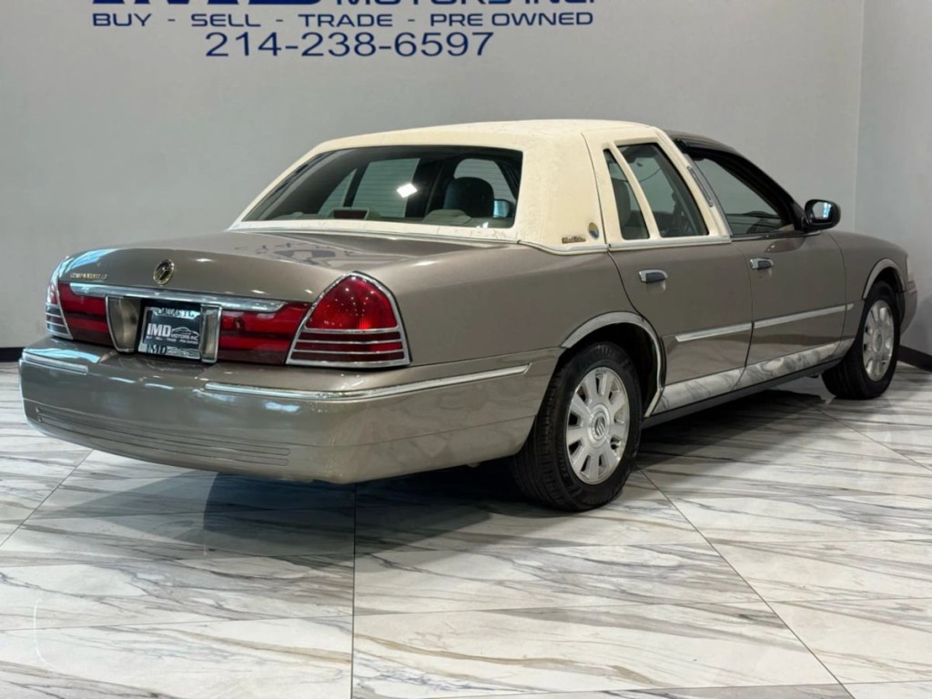 2003 Mercury Grand Marquis Image 6