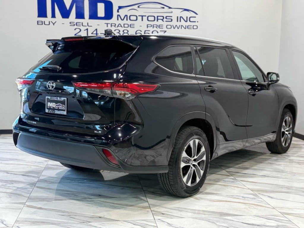 2023 Toyota Highlander Image 6