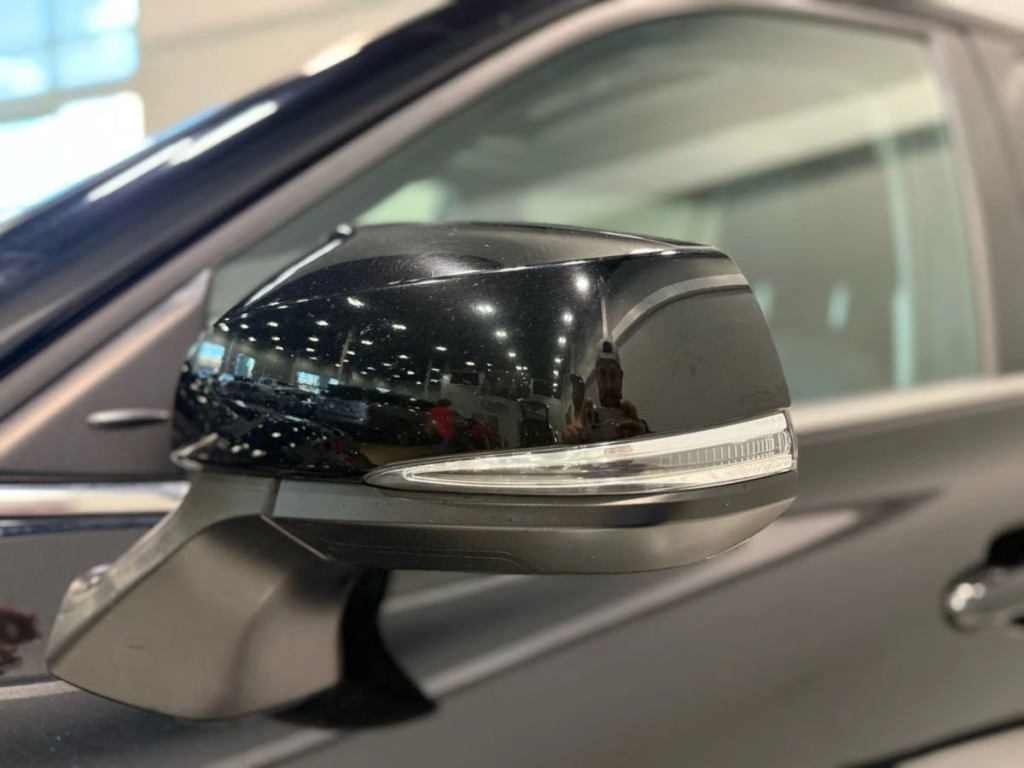 2023 Toyota Highlander Image 9