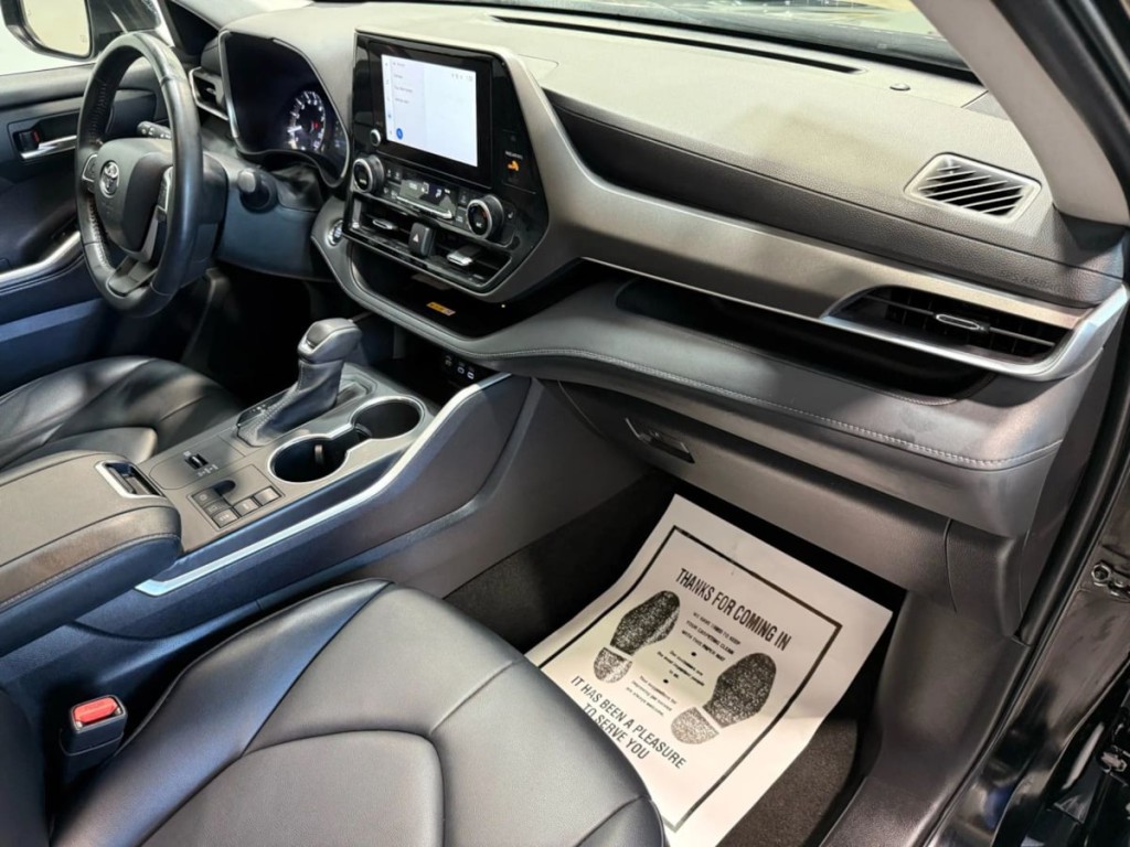 2023 Toyota Highlander Image 27