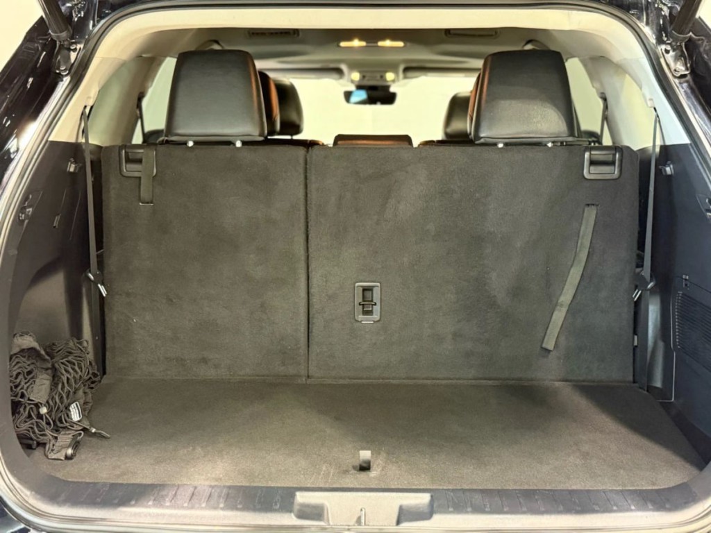 2023 Toyota Highlander Image 35