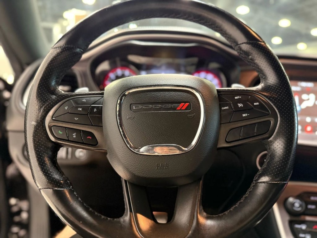 2021 Dodge Challenger Image 13