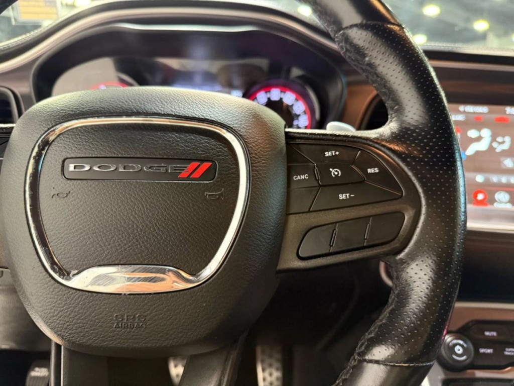 2021 Dodge Challenger Image 15