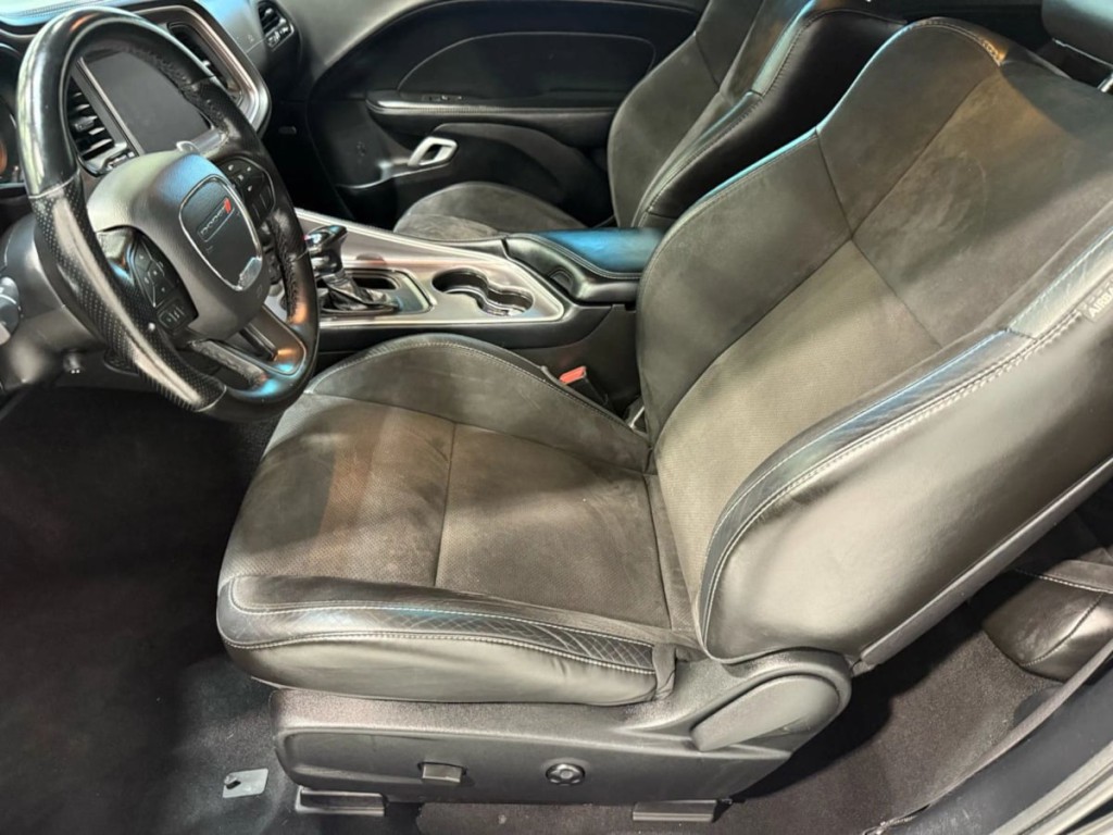 2021 Dodge Challenger Image 22