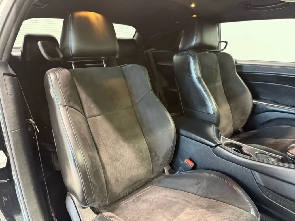 2021 Dodge Challenger Image 28