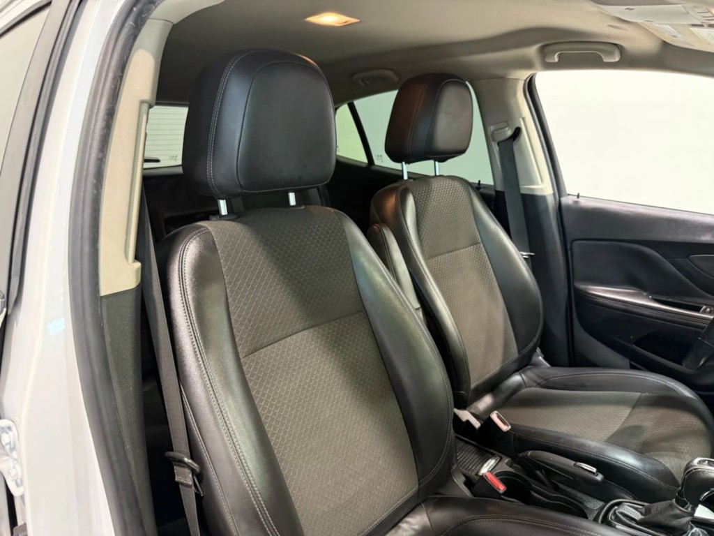 2019 Buick Enclave Image 28