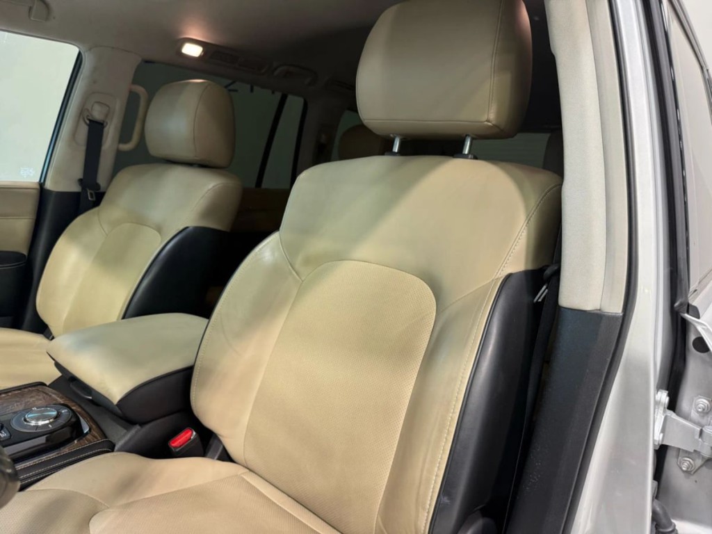 2021 INFINITI QX80 Image 25