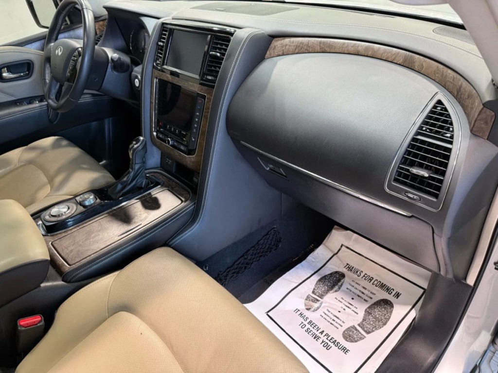 2021 INFINITI QX80 Image 29