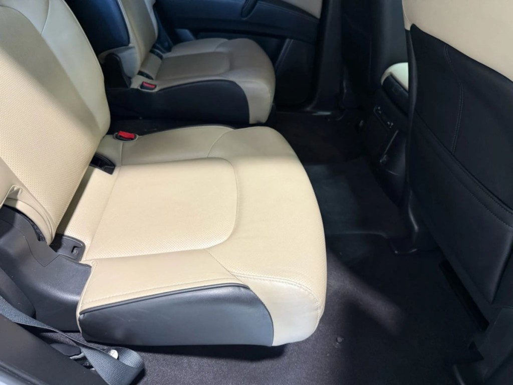 2021 INFINITI QX80 Image 33