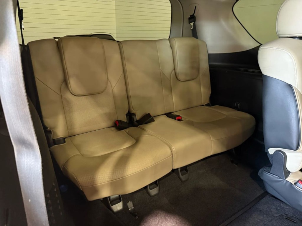 2021 INFINITI QX80 Image 36