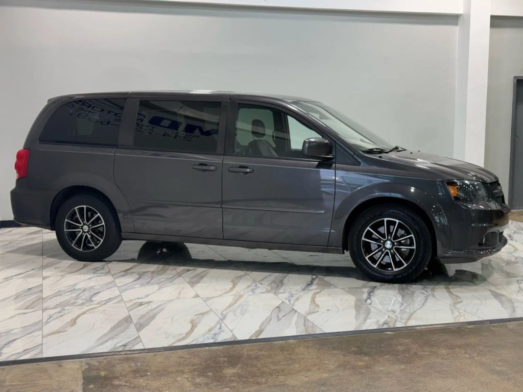 2016 Dodge Grand Caravan Image 5