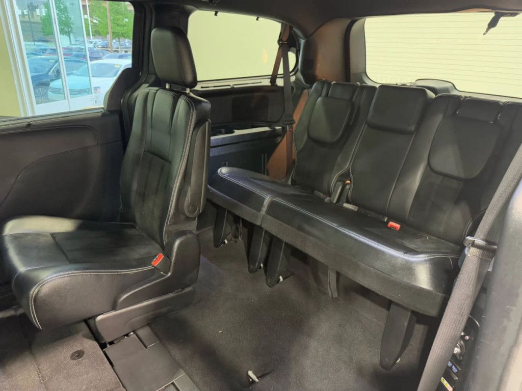 2016 Dodge Grand Caravan Image 20
