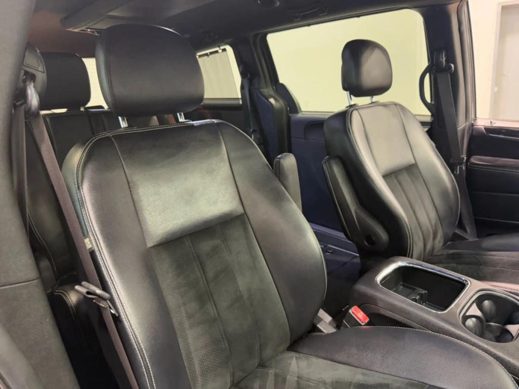 2016 Dodge Grand Caravan Image 23