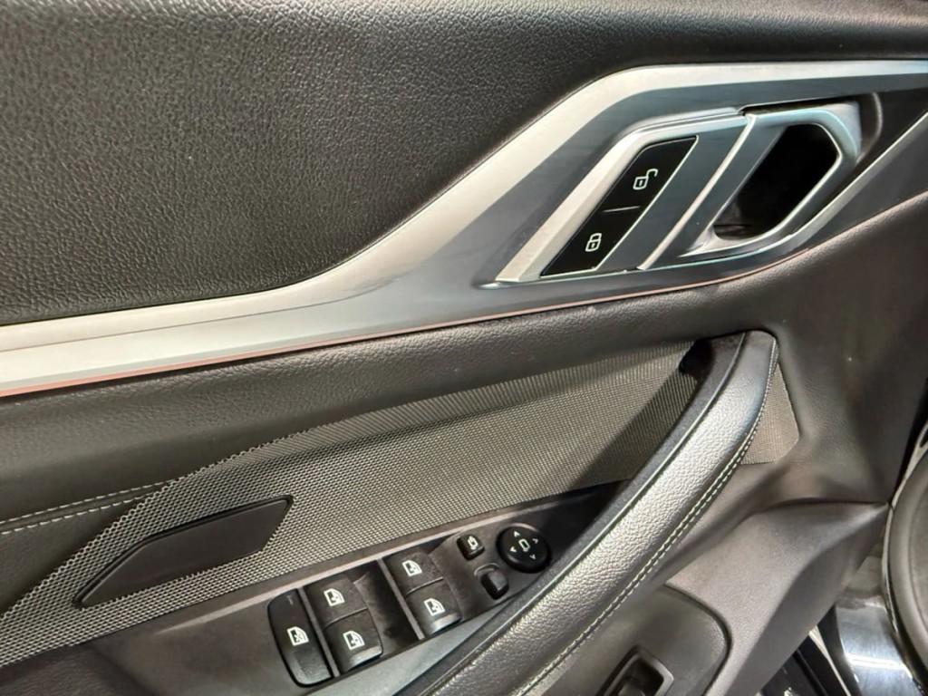 2022 BMW 4 Series Image 13