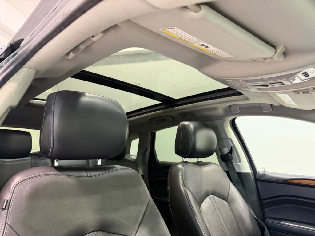 2014 Cadillac SRX Image 28