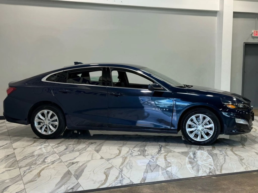 2022 Chevrolet Malibu Image 5