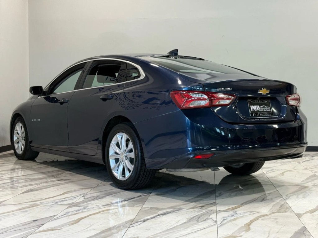 2022 Chevrolet Malibu Image 8