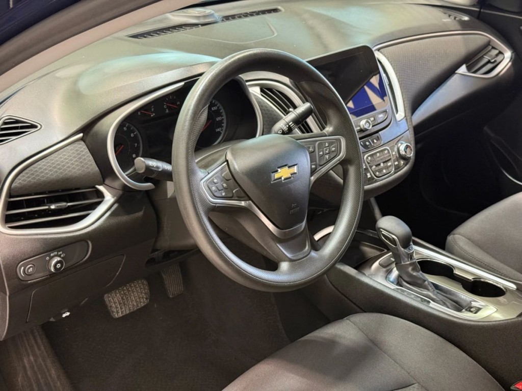 2022 Chevrolet Malibu Image 12