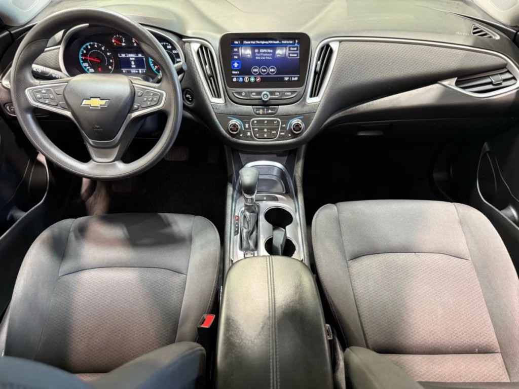 2022 Chevrolet Malibu Image 13