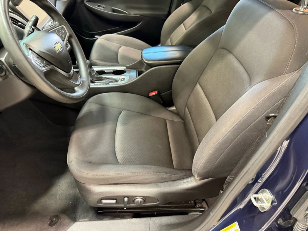 2022 Chevrolet Malibu Image 22
