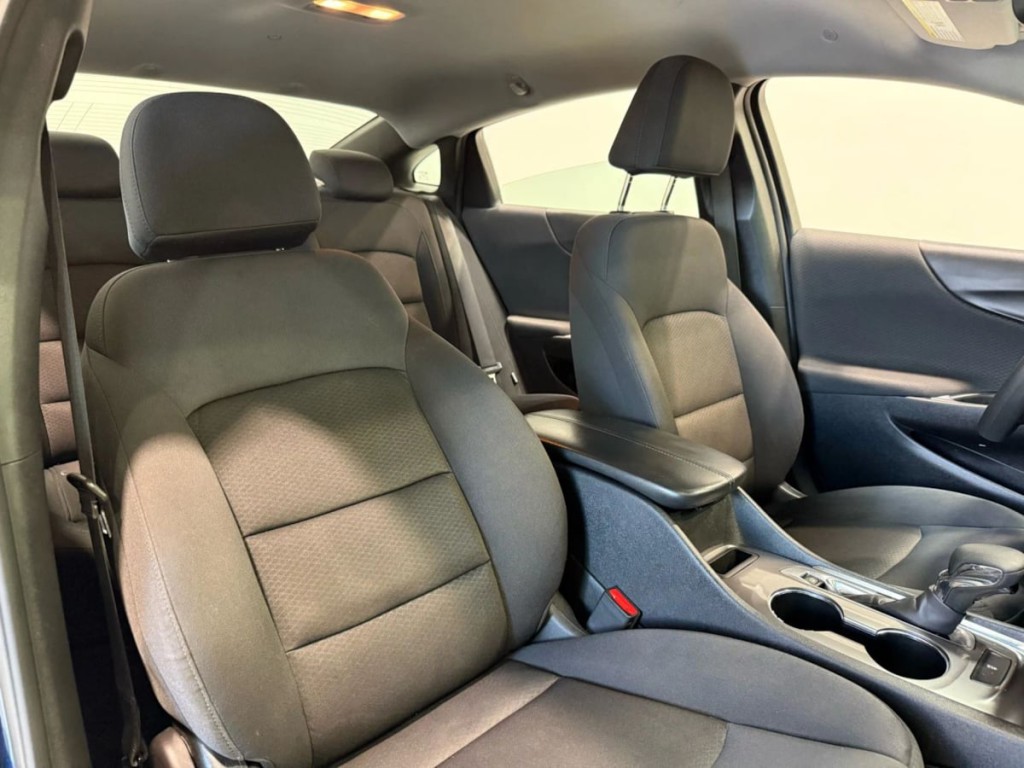 2022 Chevrolet Malibu Image 28