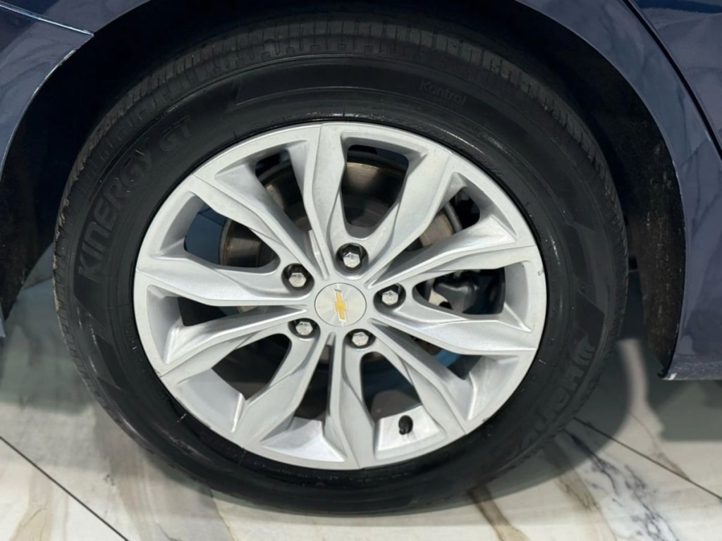 2022 Chevrolet Malibu Image 32
