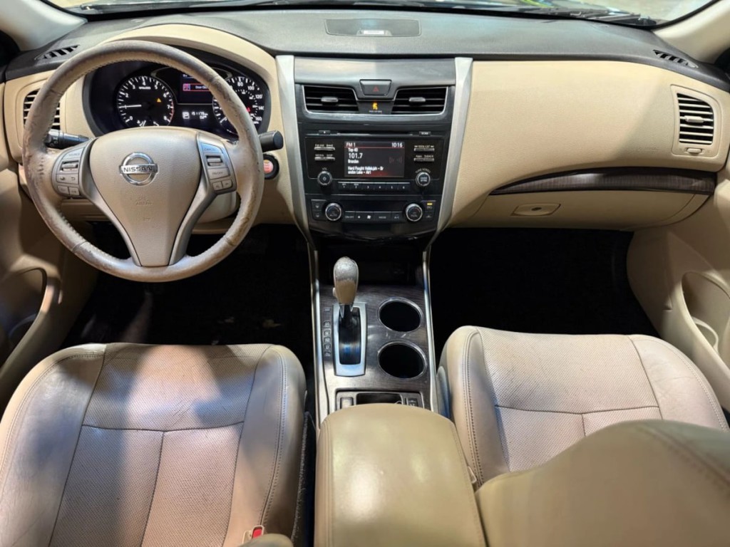 2015 Nissan Altima Image 13