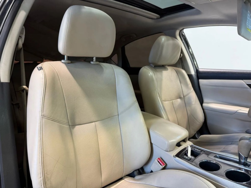 2015 Nissan Altima Image 28