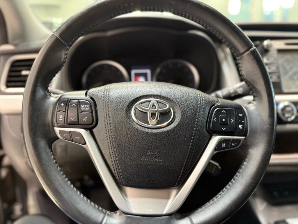 2018 Toyota Highlander Image 15