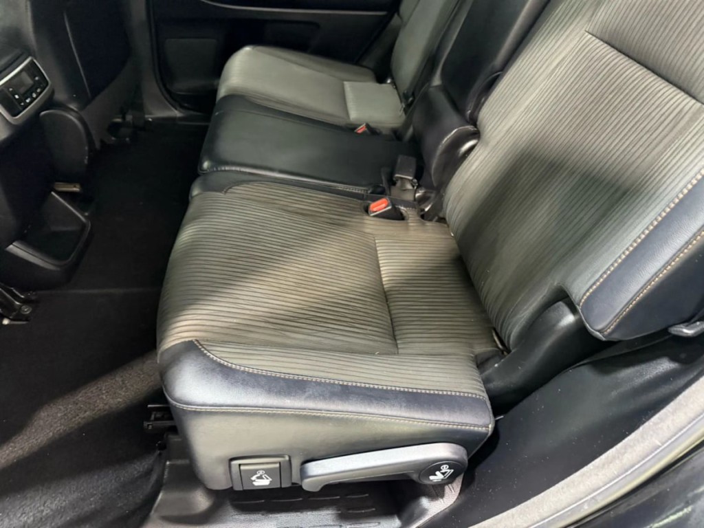 2018 Toyota Highlander Image 23