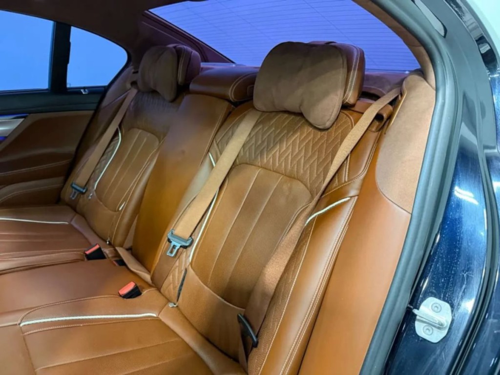 2018 BMW 7 Series Image 28