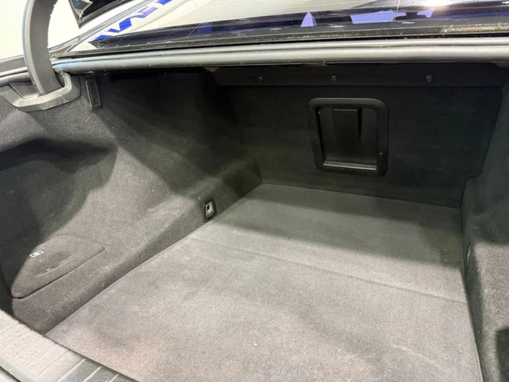 2018 BMW 7 Series Image 38