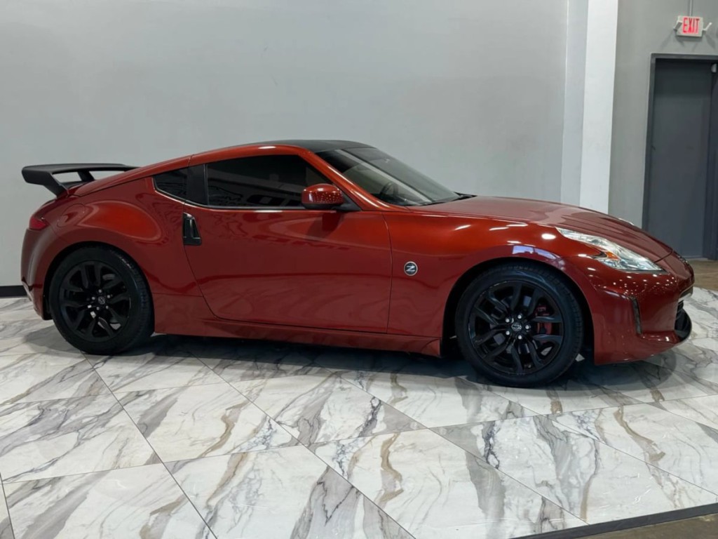 2014 Nissan 370Z Image 5