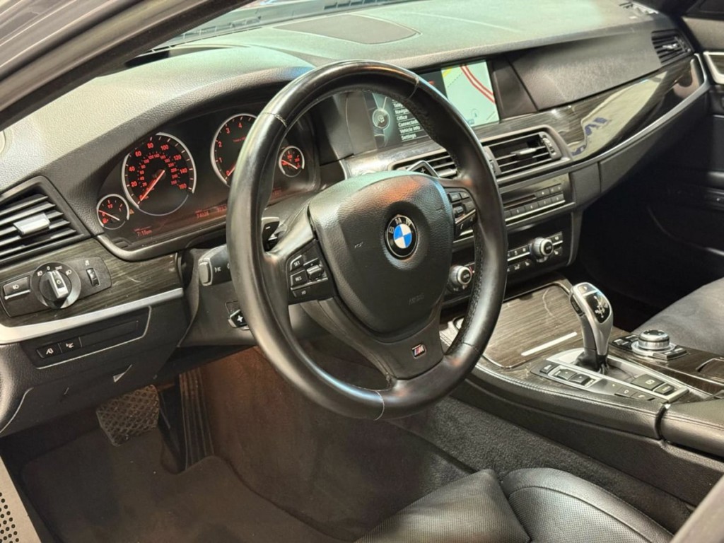 2013 BMW 5 Series Image 12