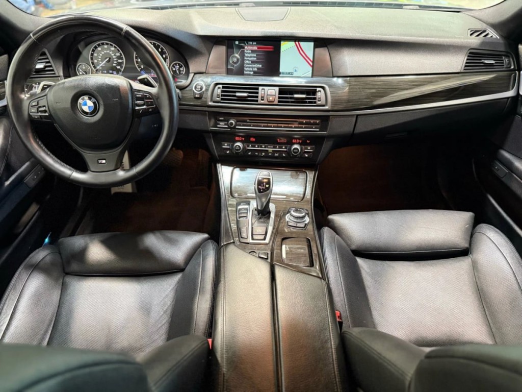 2013 BMW 5 Series Image 13
