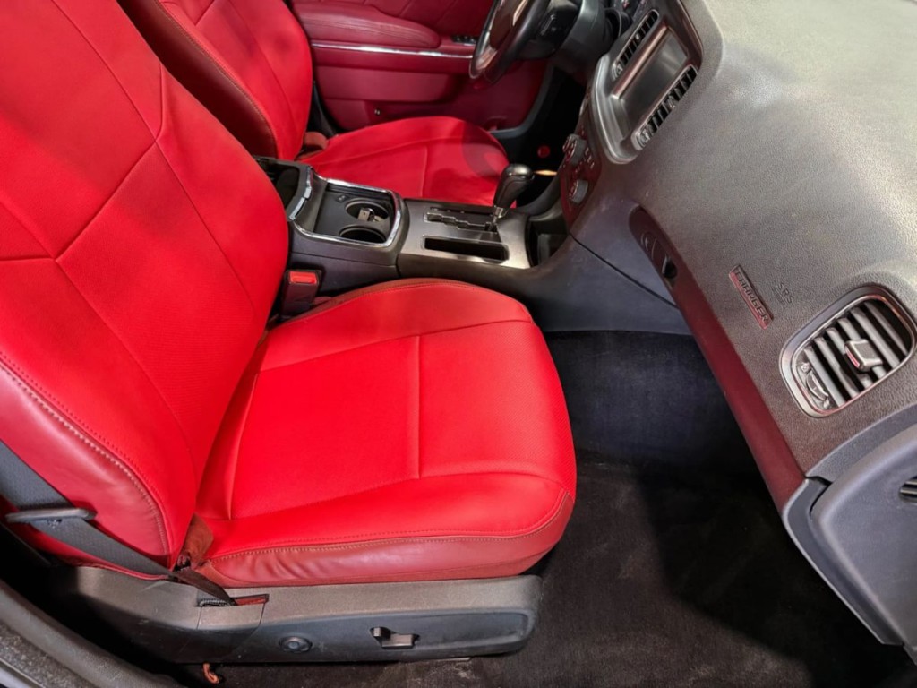 2014 Dodge Charger Image 27